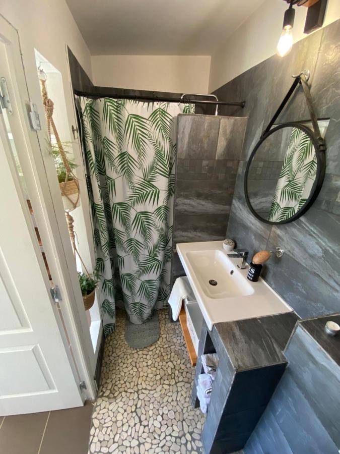 Ferienwohnung La Bastide Aixoise Avec Piscine Et Jacuzzi Prive Aix-en-Provence Exterior foto